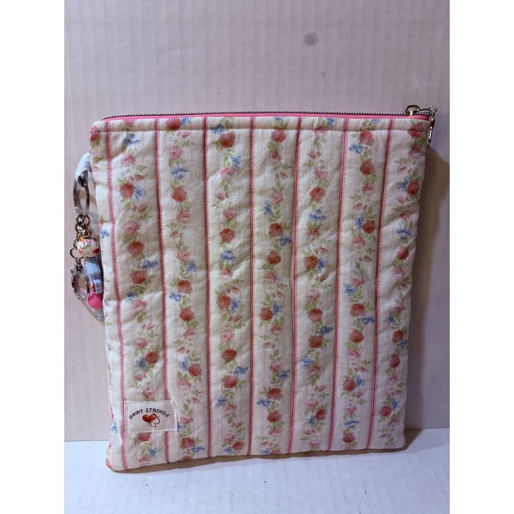 Heart Strings handcrafted Quilted Floral Zipper Book Sleeve E reader sleeve 9x10